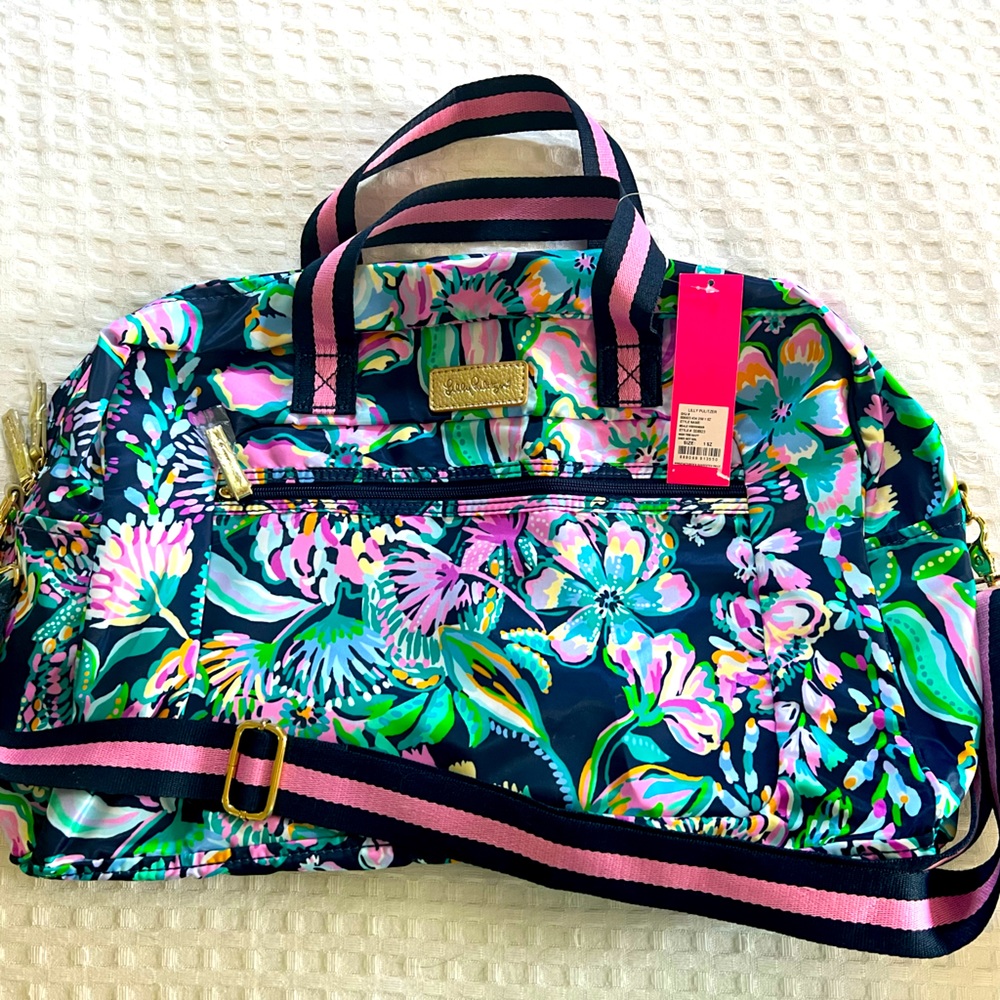 Lilly Pulitzer duffel bag carry on 💗